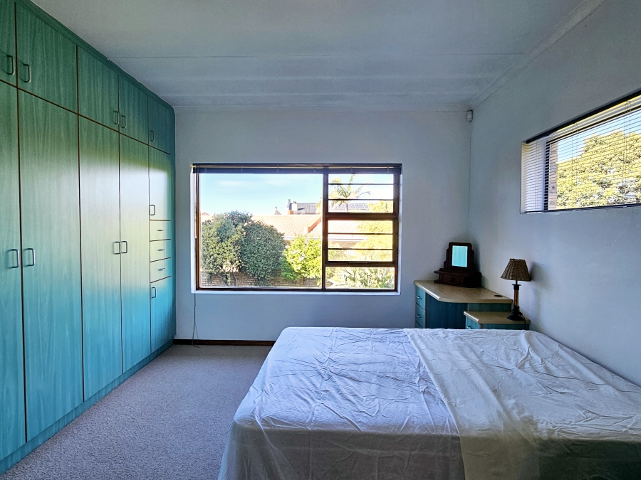 3 Bedroom Property for Sale in Wavecrest Eastern Cape